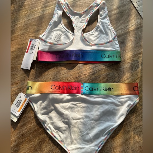 🌈NWT🌈Calvin Klein Modern Cotton Pride Bralette & Bikini Brief Set - Picture 10 of 16